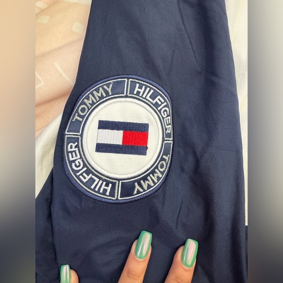 Tommy Hilfiger Navy and White Men's Dallas Cowboys windbreaker - Picture 8 of 8